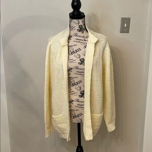 Vintage 1970’s Bonnie Lee cream grandma cardigan​​​​​​​​​​​​